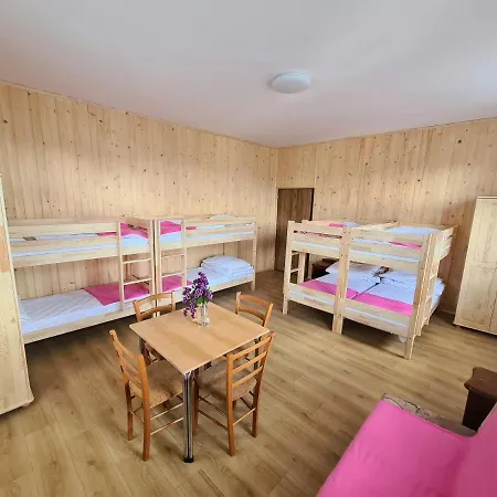 Ssvp 1. Maj ホステル