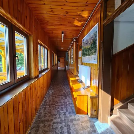 ホステル Ssvp 1. Maj *