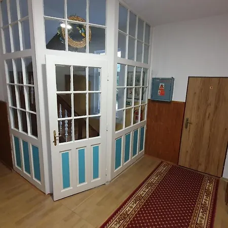 Ssvp 1. Maj ホステル *